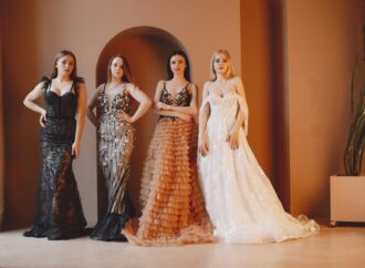 The 5 Stages Of The Fashion Cycle