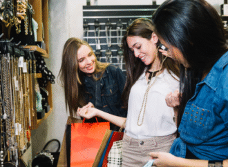 How to Accessorize: 6 Tips for Choosing Stylish Accessories